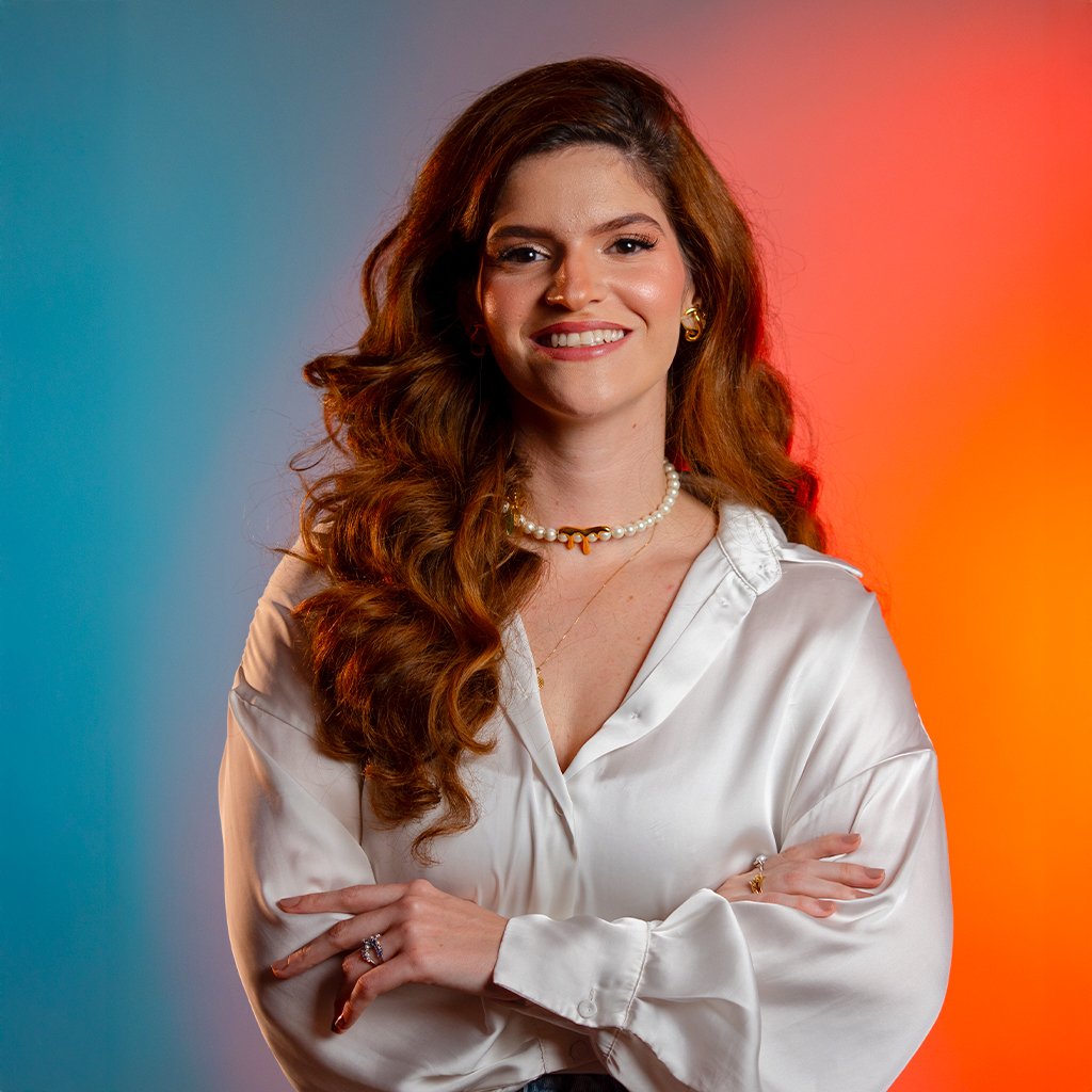 Dra. Flávia Pimenta